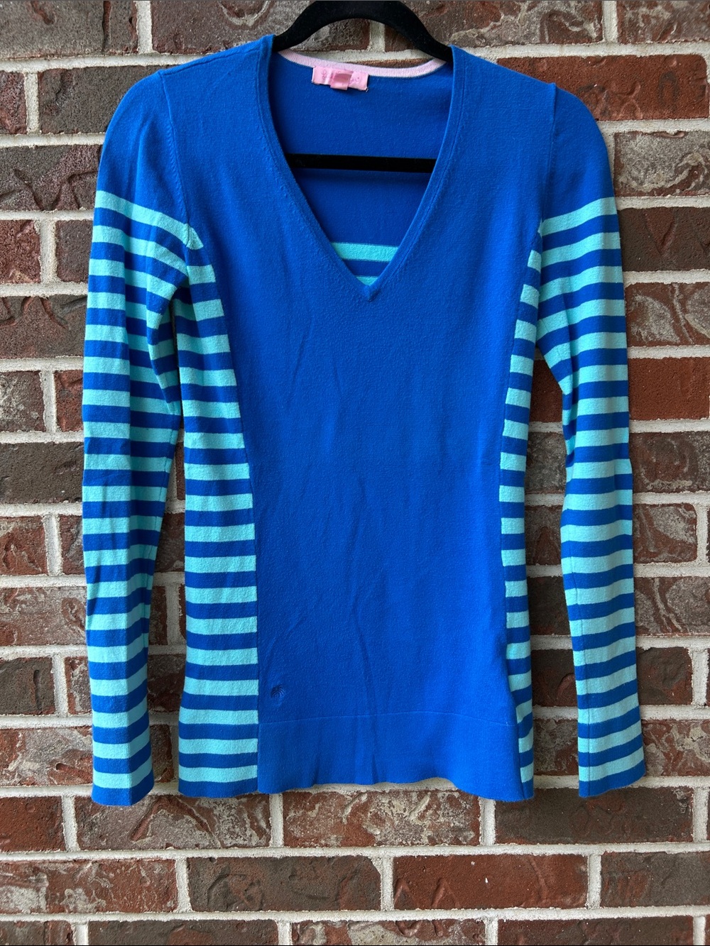 Lilly Pulitzer Blue and Aqua Striped V-Neck Sweater